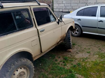 ВАЗ Нива, объемом двигателя 1.6 л и пробегом 25 тыс. км за 1500 $, фото 1 на Automoto.ua