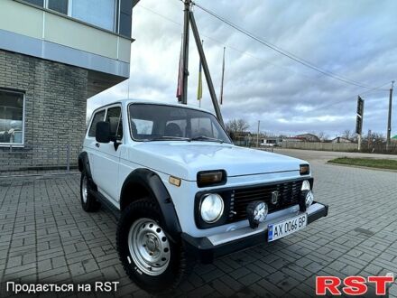 ВАЗ Нива, объемом двигателя 1.6 л и пробегом 100 тыс. км за 2399 $, фото 1 на Automoto.ua