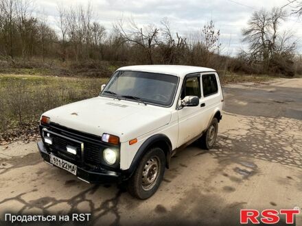ВАЗ Нива, объемом двигателя 1.6 л и пробегом 150 тыс. км за 2000 $, фото 1 на Automoto.ua