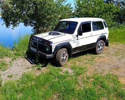 ВАЗ Нива, объемом двигателя 1.6 л и пробегом 303 тыс. км за 2500 $, фото 1 на Automoto.ua