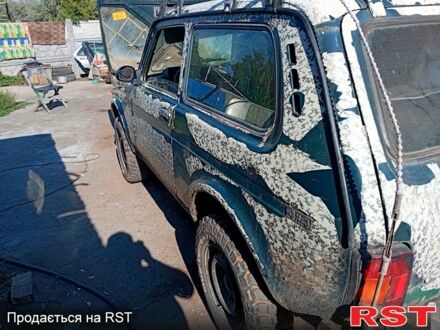 ВАЗ Нива, объемом двигателя 1.7 л и пробегом 200 тыс. км за 1100 $, фото 1 на Automoto.ua