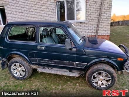 ВАЗ Нива 2008 в Чернигове на Automoto.ua ВАЗ Нива, объемом двигателя 1.7 л и пробегом 150 тыс. км за 3800 $, фото 1 на Automoto.ua
