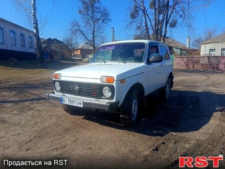 ВАЗ Нива 2013 в Лебедине на Automoto.ua ВАЗ Нива, объемом двигателя 17 л и пробегом 0 тыс. км за 3620 $, фото 1 на Automoto.ua