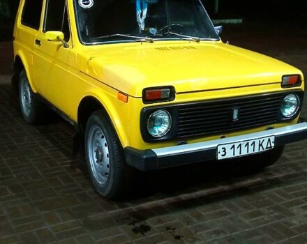 Желтый ВАЗ Нива, объемом двигателя 1.6 л и пробегом 24 тыс. км за 1600 $, фото 4 на Automoto.ua