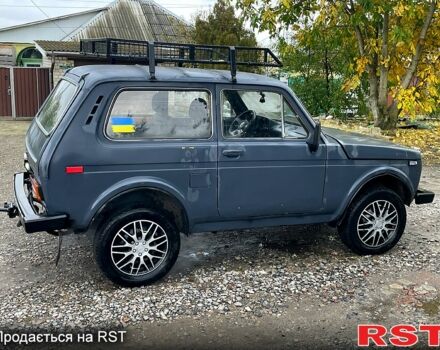 ВАЗ Нива 1982 у Чугуеве на Automoto.ua Жовтий ВАЗ Нива, об'ємом двигуна 1.6 л та пробігом 100 тис. км за 1800 $, фото 4 на Automoto.ua
