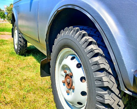 Жовтий ВАЗ Нива, об'ємом двигуна 1.6 л та пробігом 82 тис. км за 2000 $, фото 4 на Automoto.ua