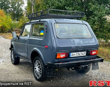 ВАЗ Нива 1982 у Чугуеве на Automoto.ua Жовтий ВАЗ Нива, об'ємом двигуна 1.6 л та пробігом 100 тис. км за 1800 $, фото 5 на Automoto.ua