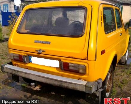 Желтый ВАЗ Нива, объемом двигателя 1.6 л и пробегом 170 тыс. км за 2500 $, фото 3 на Automoto.ua
