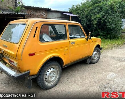 Желтый ВАЗ Нива, объемом двигателя 1.6 л и пробегом 0 тыс. км за 1950 $, фото 3 на Automoto.ua