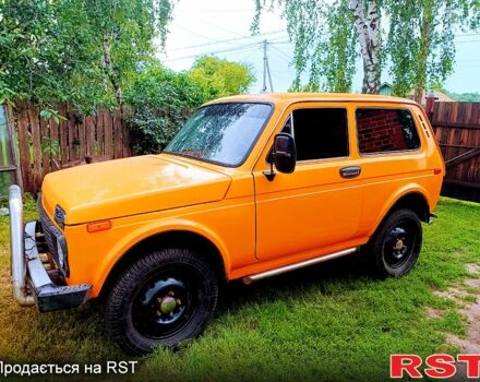 Желтый ВАЗ Нива, объемом двигателя 1.7 л и пробегом 0 тыс. км за 3500 $, фото 2 на Automoto.ua