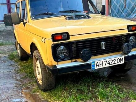 ВАЗ Нива 1988 у Краматорске на Automoto.ua Жовтий ВАЗ Нива, об'ємом двигуна 1.6 л та пробігом 200 тис. км за 1900 $, фото 1 на Automoto.ua