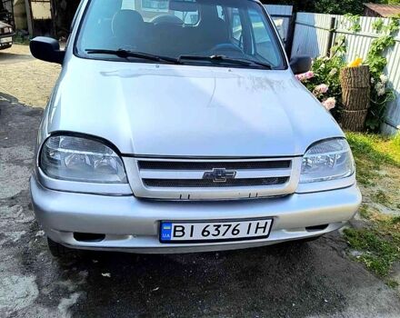 Сірий ВАЗ Нива, об'ємом двигуна 1.7 л та пробігом 268 тис. км за 3400 $, фото 2 на Automoto.ua