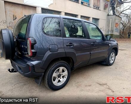 Серый ВАЗ Нива, объемом двигателя 1.7 л и пробегом 96 тыс. км за 9800 $, фото 6 на Automoto.ua