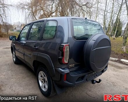 Серый ВАЗ Нива, объемом двигателя 1.7 л и пробегом 96 тыс. км за 9800 $, фото 4 на Automoto.ua