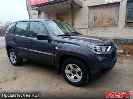 Серый ВАЗ Нива, объемом двигателя 1.7 л и пробегом 96 тыс. км за 9800 $, фото 1 на Automoto.ua