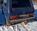 Синий ВАЗ Нива, объемом двигателя 1.6 л и пробегом 200 тыс. км за 1050 $, фото 2 на Automoto.ua