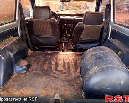 ВАЗ Нива 1990 у Ширяеве на Automoto.ua Синій ВАЗ Нива, об'ємом двигуна 1.6 л та пробігом 200 тис. км за 1500 $, фото 8 на Automoto.ua