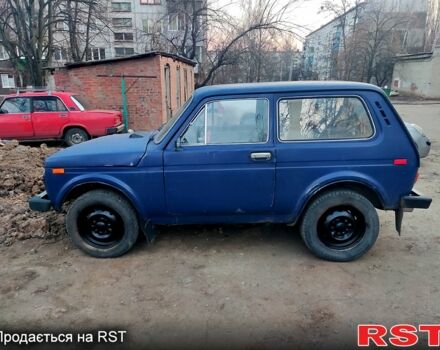Синий ВАЗ Нива, объемом двигателя 1.5 л и пробегом 0 тыс. км за 1300 $, фото 3 на Automoto.ua