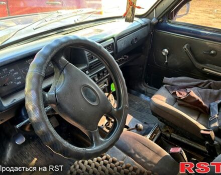 Синій ВАЗ Нива, об'ємом двигуна 1.6 л та пробігом 250 тис. км за 3300 $, фото 1 на Automoto.ua