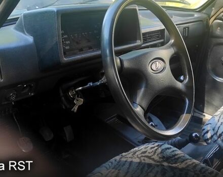 Синій ВАЗ Нива, об'ємом двигуна 1.8 л та пробігом 145 тис. км за 2500 $, фото 6 на Automoto.ua