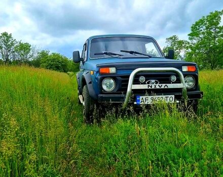 Синий ВАЗ Нива, объемом двигателя 1.7 л и пробегом 120 тыс. км за 3000 $, фото 1 на Automoto.ua