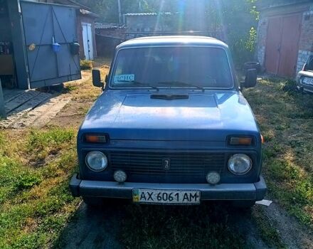 Синий ВАЗ Нива, объемом двигателя 1.7 л и пробегом 134 тыс. км за 1600 $, фото 2 на Automoto.ua