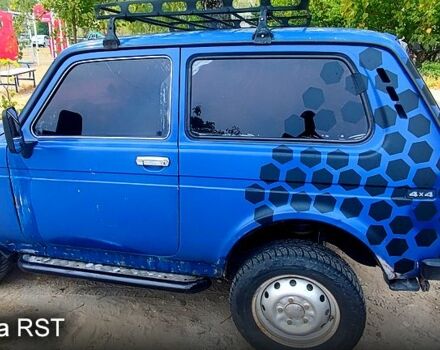 ВАЗ Нива 2003 в Сумах на Automoto.ua Синий ВАЗ Нива, объемом двигателя 1.7 л и пробегом 165 тыс. км за 2800 $, фото 1 на Automoto.ua