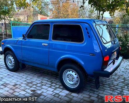 Синий ВАЗ Нива, объемом двигателя 1.7 л и пробегом 228 тыс. км за 3450 $, фото 7 на Automoto.ua