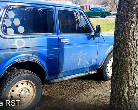 ВАЗ Нива 2003 в Сумах на Automoto.ua Синий ВАЗ Нива, объемом двигателя 1.7 л и пробегом 165 тыс. км за 2800 $, фото 2 на Automoto.ua
