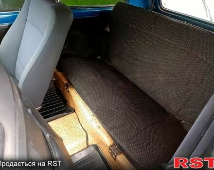 Синий ВАЗ Нива, объемом двигателя 1.7 л и пробегом 186 тыс. км за 3200 $, фото 9 на Automoto.ua