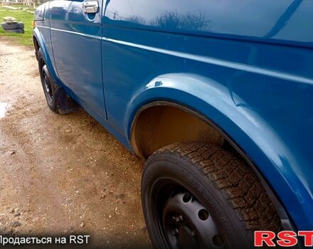 Синий ВАЗ Нива, объемом двигателя 1.7 л и пробегом 186 тыс. км за 3200 $, фото 11 на Automoto.ua