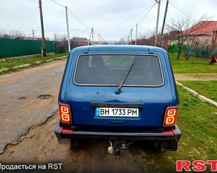 Синий ВАЗ Нива, объемом двигателя 1.7 л и пробегом 186 тыс. км за 3200 $, фото 5 на Automoto.ua