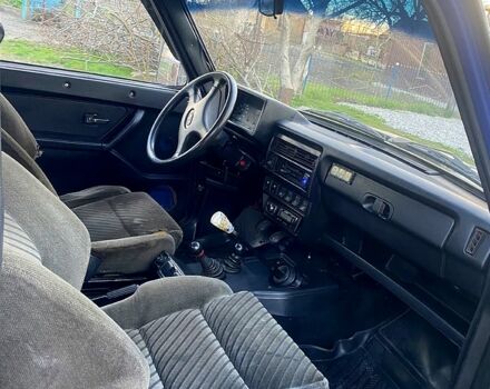 Синий ВАЗ Нива, объемом двигателя 1.7 л и пробегом 0 тыс. км за 3000 $, фото 2 на Automoto.ua