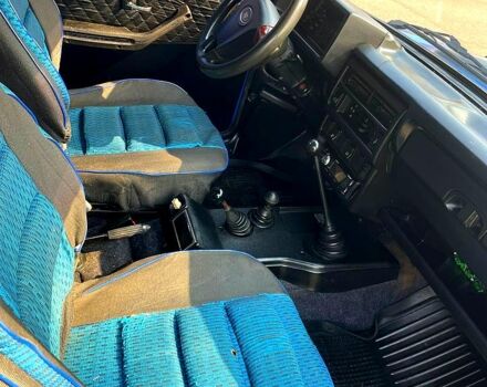 Синий ВАЗ Нива, объемом двигателя 1.7 л и пробегом 177 тыс. км за 4490 $, фото 11 на Automoto.ua
