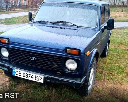 Синий ВАЗ Нива, объемом двигателя 1.7 л и пробегом 200 тыс. км за 2999 $, фото 1 на Automoto.ua