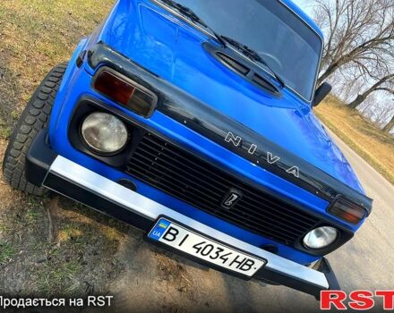 Синий ВАЗ Нива, объемом двигателя 1.7 л и пробегом 177 тыс. км за 4490 $, фото 4 на Automoto.ua