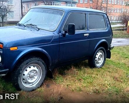 Синий ВАЗ Нива, объемом двигателя 1.7 л и пробегом 200 тыс. км за 2999 $, фото 2 на Automoto.ua