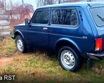 Синий ВАЗ Нива, объемом двигателя 1.7 л и пробегом 200 тыс. км за 2999 $, фото 3 на Automoto.ua