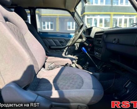 Синий ВАЗ Нива, объемом двигателя 1.7 л и пробегом 151 тыс. км за 3750 $, фото 9 на Automoto.ua