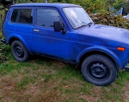 Синій ВАЗ Нива, об'ємом двигуна 1.7 л та пробігом 350 тис. км за 3000 $, фото 2 на Automoto.ua