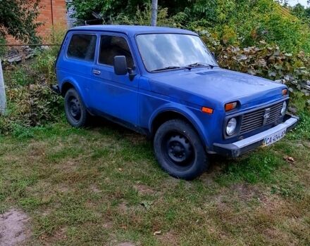 Синій ВАЗ Нива, об'ємом двигуна 1.7 л та пробігом 350 тис. км за 3000 $, фото 1 на Automoto.ua