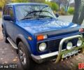 Синий ВАЗ Нива, объемом двигателя 1.7 л и пробегом 77 тыс. км за 4500 $, фото 1 на Automoto.ua
