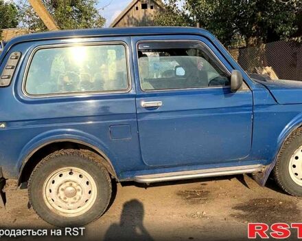 Синий ВАЗ Нива, объемом двигателя 1.7 л и пробегом 87 тыс. км за 5000 $, фото 1 на Automoto.ua