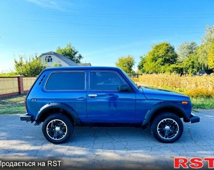Синий ВАЗ Нива, объемом двигателя 1.7 л и пробегом 57 тыс. км за 5300 $, фото 1 на Automoto.ua