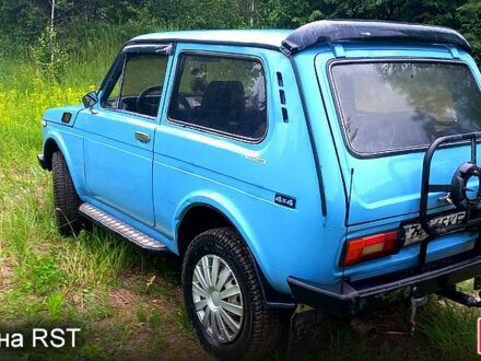 Синий ВАЗ Нива, объемом двигателя 1.6 л и пробегом 50 тыс. км за 2000 $, фото 1 на Automoto.ua