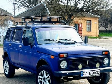 ВАЗ Нива 1999 в Николаеве на Automoto.ua Синий ВАЗ Нива, объемом двигателя 17 л и пробегом 200 тыс. км за 3500 $, фото 1 на Automoto.ua