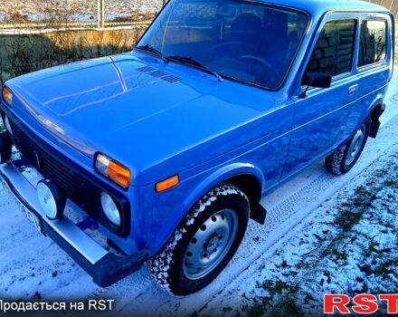 Синий ВАЗ Нива, объемом двигателя 1.7 л и пробегом 196 тыс. км за 2999 $, фото 1 на Automoto.ua