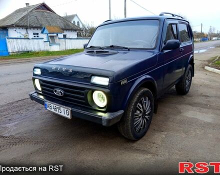 Синий ВАЗ Нива, объемом двигателя 1.7 л и пробегом 200 тыс. км за 3550 $, фото 1 на Automoto.ua