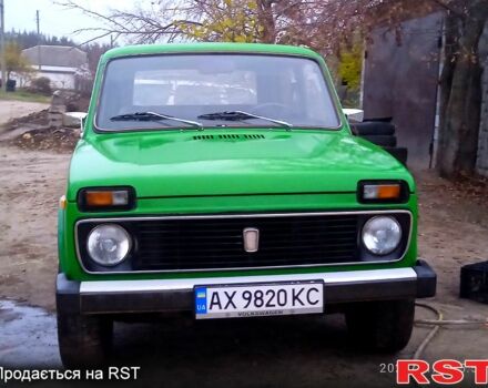 Зеленый ВАЗ Нива, объемом двигателя 1.6 л и пробегом 118 тыс. км за 1350 $, фото 4 на Automoto.ua