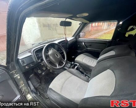 Зелений ВАЗ Нива, об'ємом двигуна 1.6 л та пробігом 35 тис. км за 3700 $, фото 7 на Automoto.ua